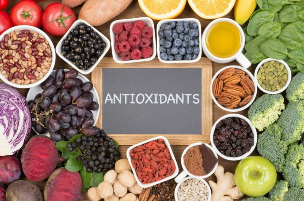 Best Antioxidants for Dogs Comprehensive Guide to Antioxidant Foods, Herbs, Spices and Adaptogens with Antioxidant Properties